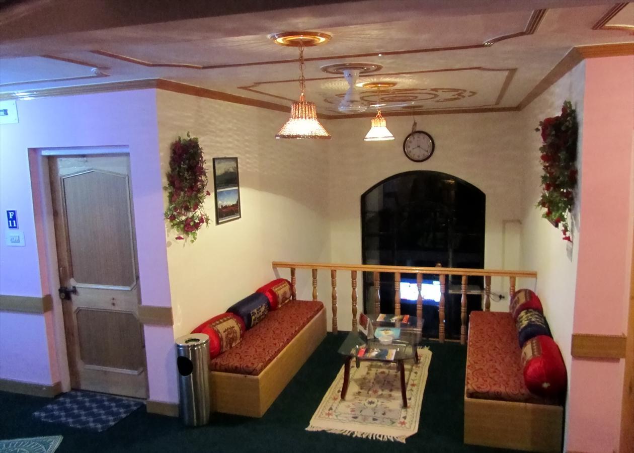 Royal Star Inn Srīnagar Eksteriør billede